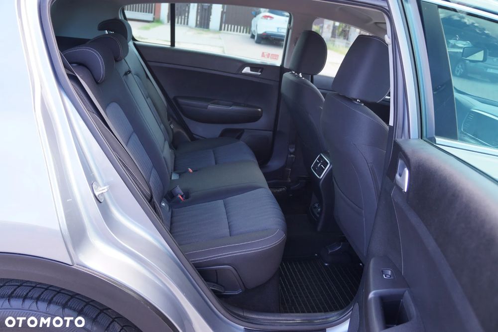 Kia Sportage 1.6 GDI L 2WD - 17