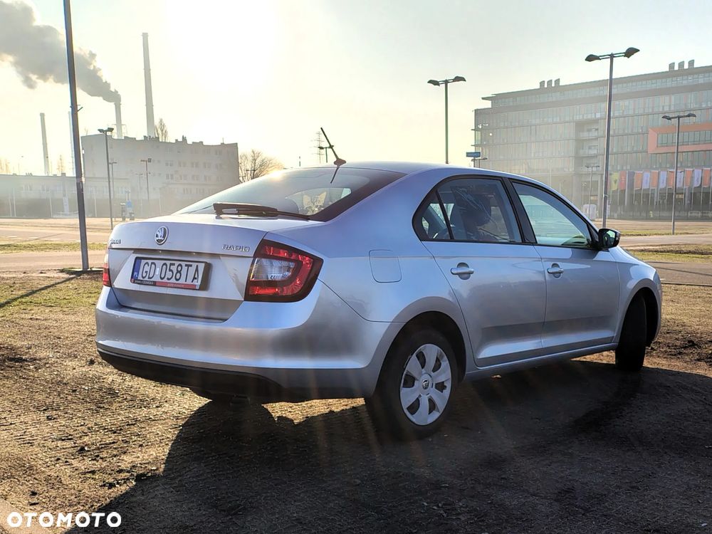 Skoda RAPID 1.0 TSI Active - 6