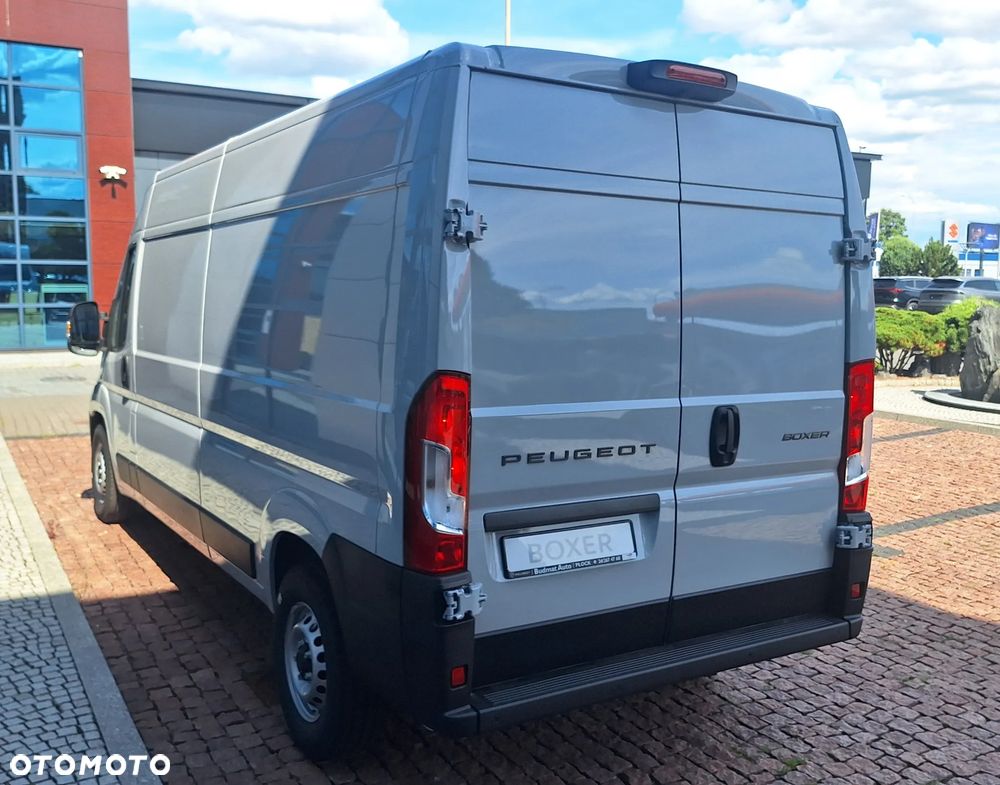 Peugeot Boxer Furgon L3H2 3.3T Diesel 2.2 140 KM Manual - 20