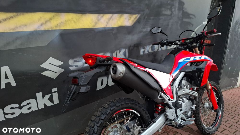 Honda CRF - 9