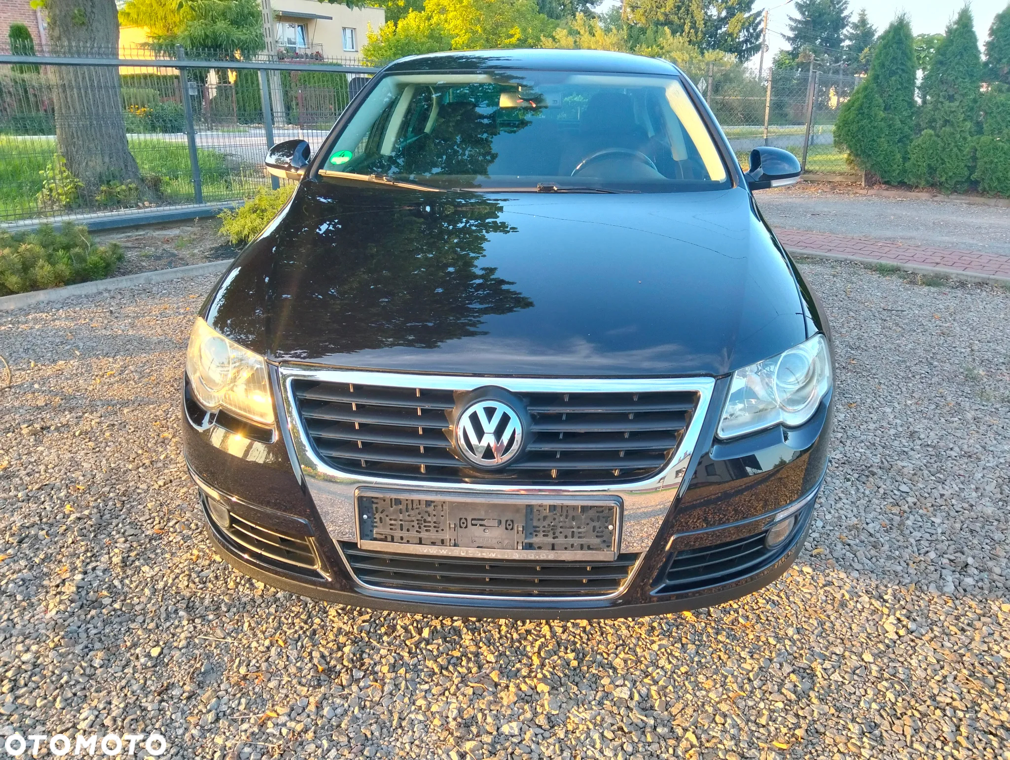 Volkswagen Passat 1.6 Trendline - 2