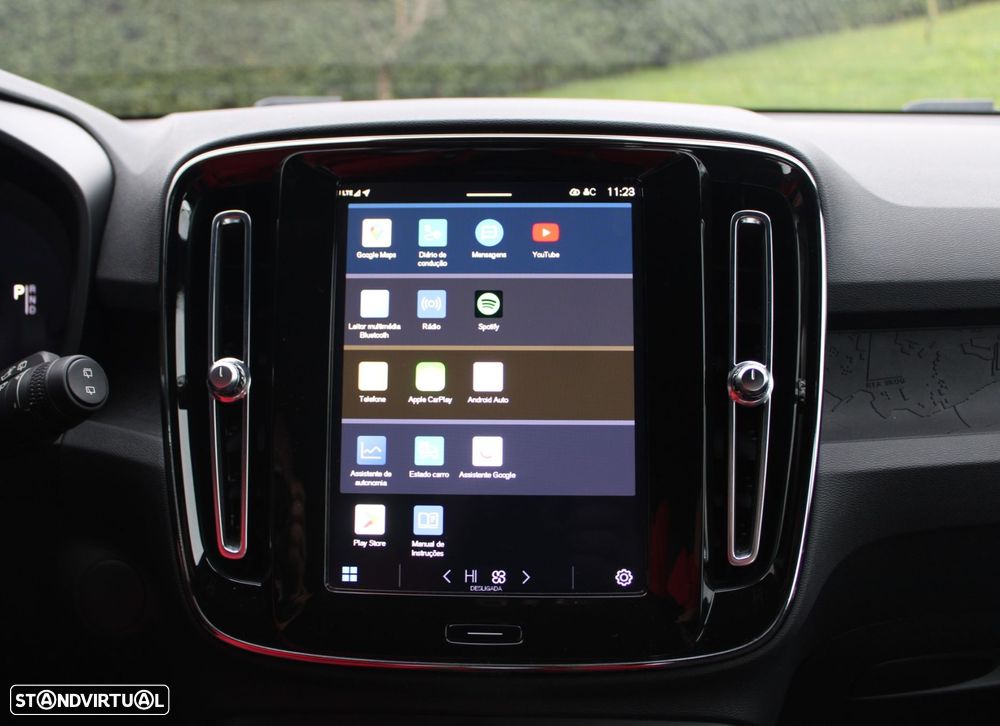 Volvo XC 40 Recharge Core - 29