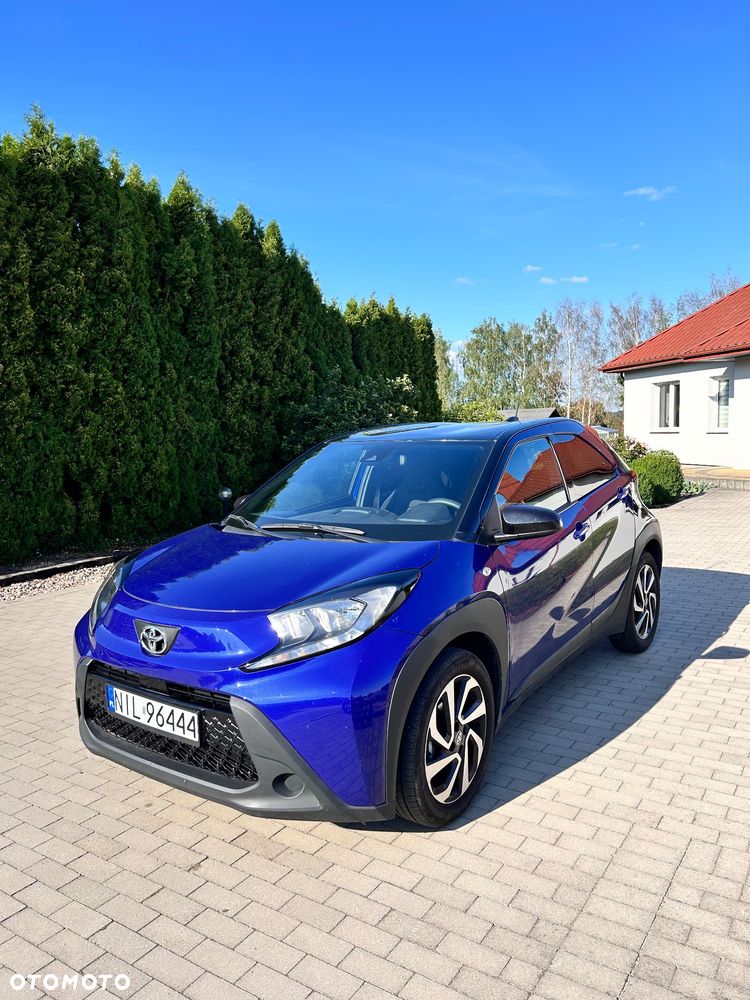 Toyota Aygo X Business Edition - 1