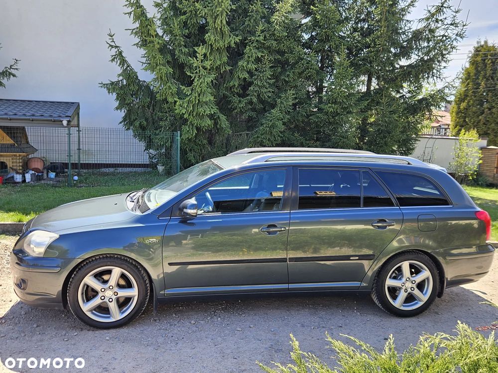 Toyota Avensis 2.2 D-4D Sol Plus 180 Premium - 6