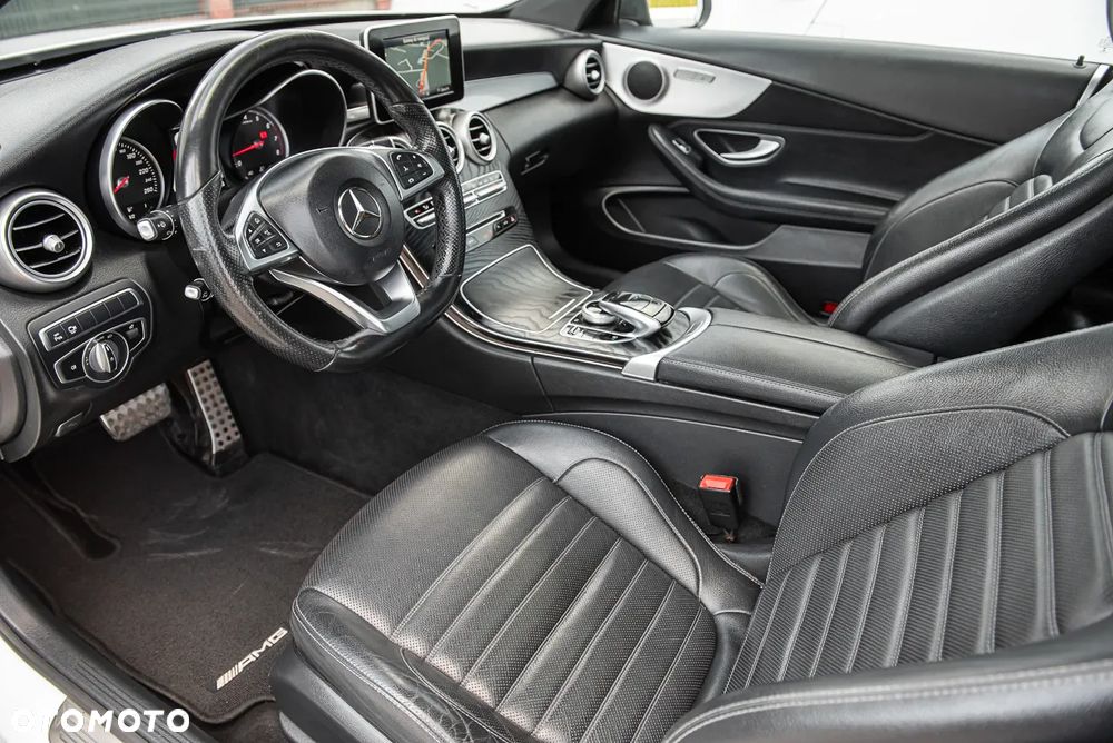 Mercedes-Benz Klasa C 200 4Matic 9G-TRONIC AMG Line - 16