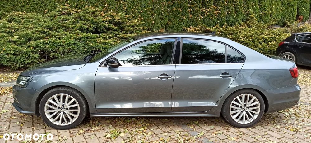 Volkswagen Jetta 1.4 TSI BMT Highline - 2