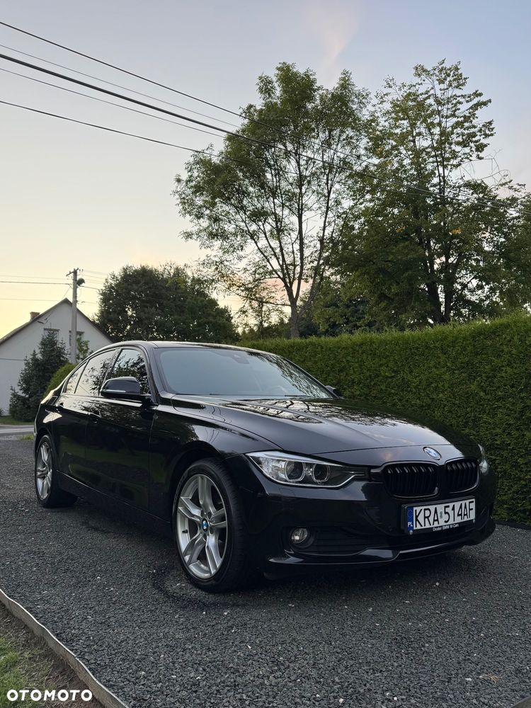BMW Seria 3 320d xDrive - 4