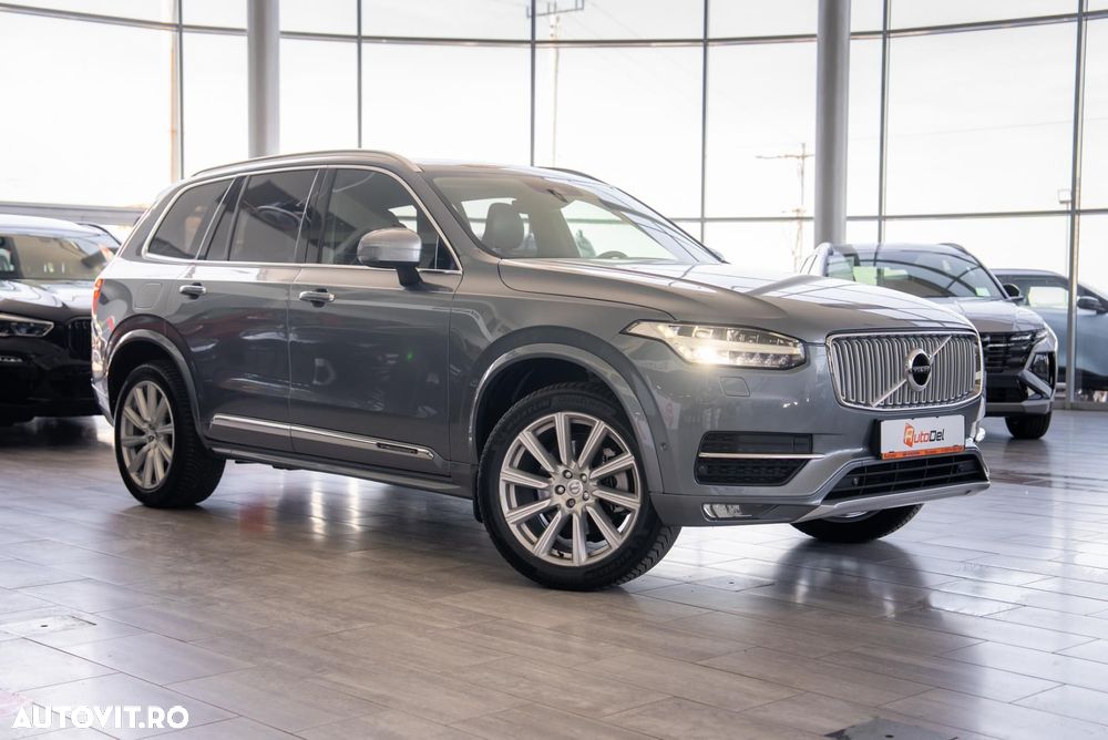 Volvo XC 90 D5 AWD Geartronic Inscription - 26