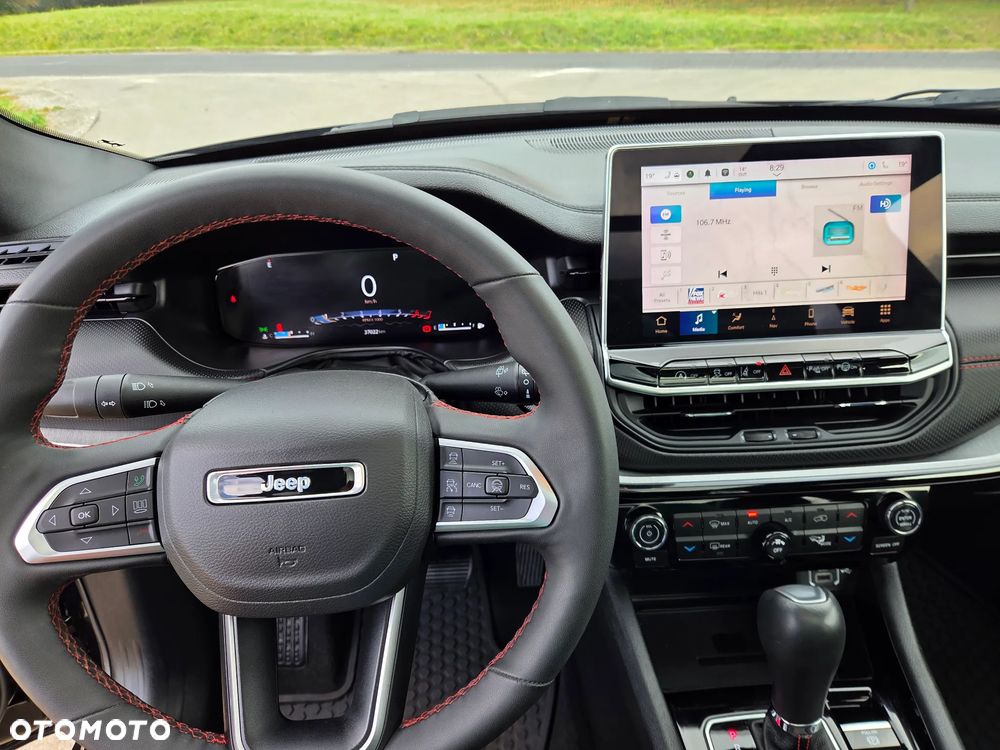 Jeep Compass - 11