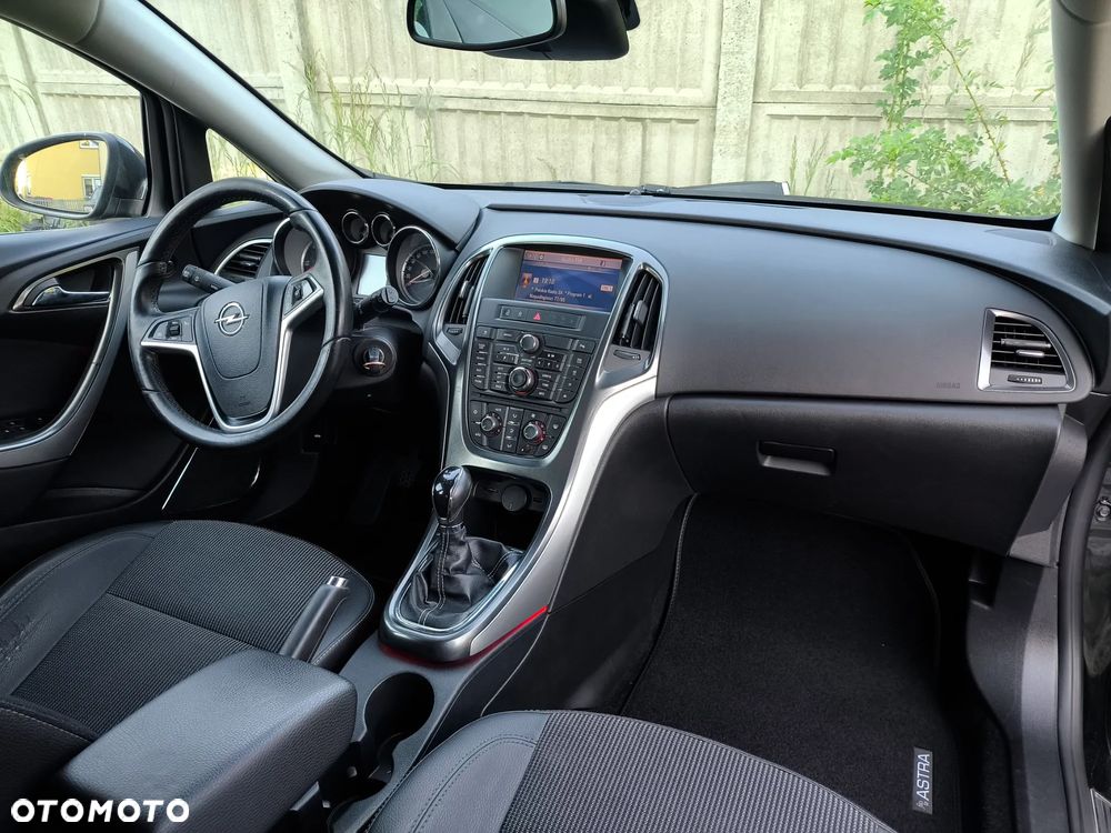 Opel Astra IV 1.7 CDTI Cosmo - 14