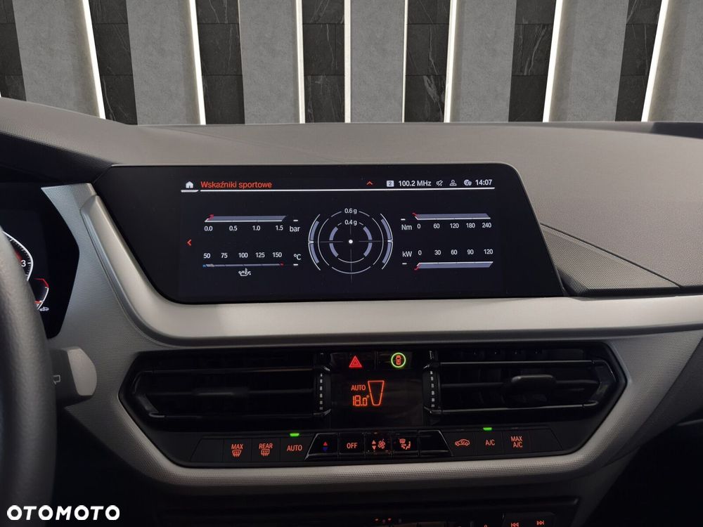 BMW Seria 1 - 14