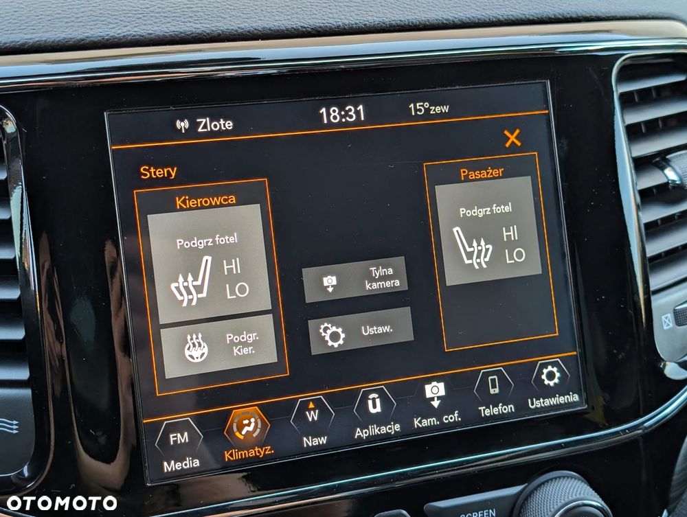 Jeep Grand Cherokee - 21