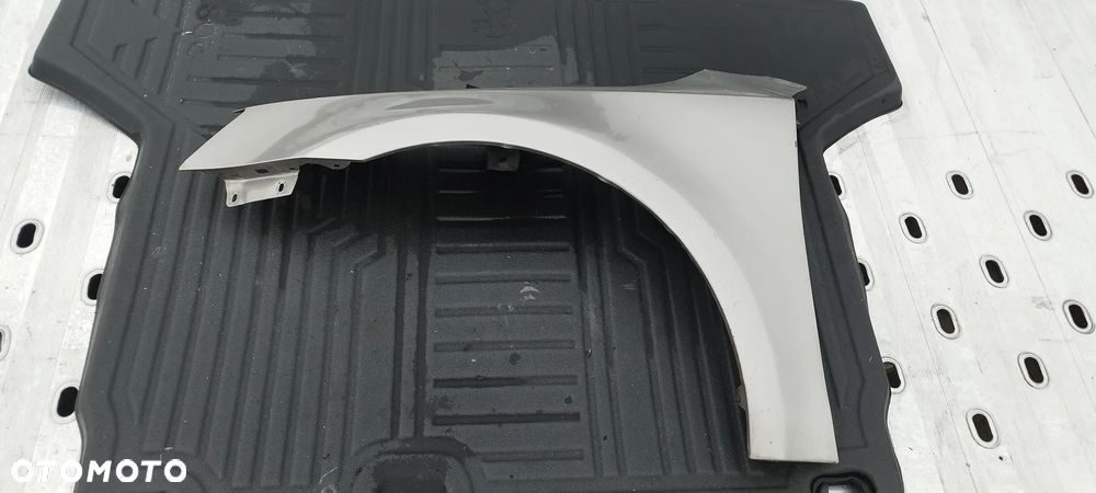 Skoda Octavia III LF8H Błotnik lewy przód - 1