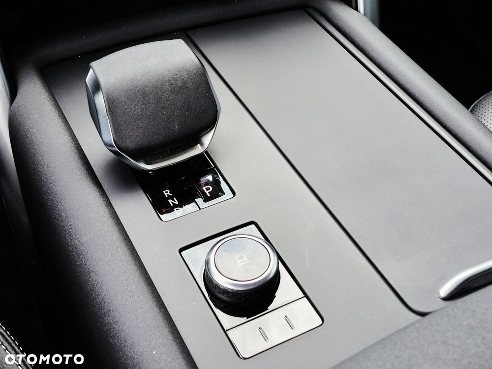 Land Rover Discovery 3.0 D250 mHEV Dynamic SE - 35