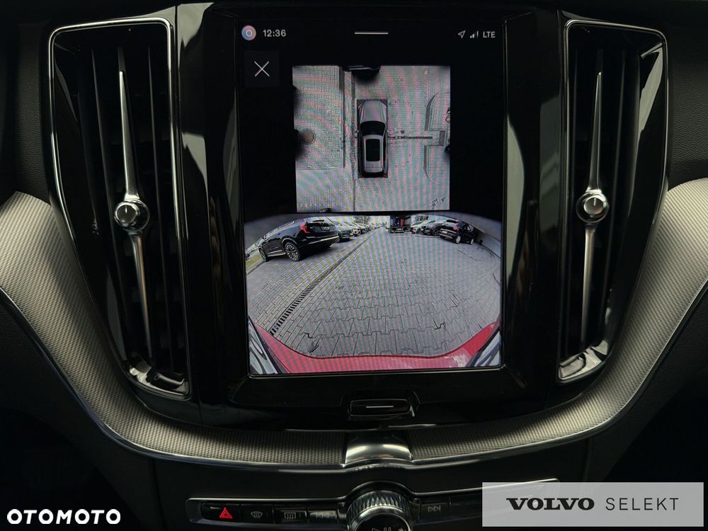 Volvo XC 60 - 24