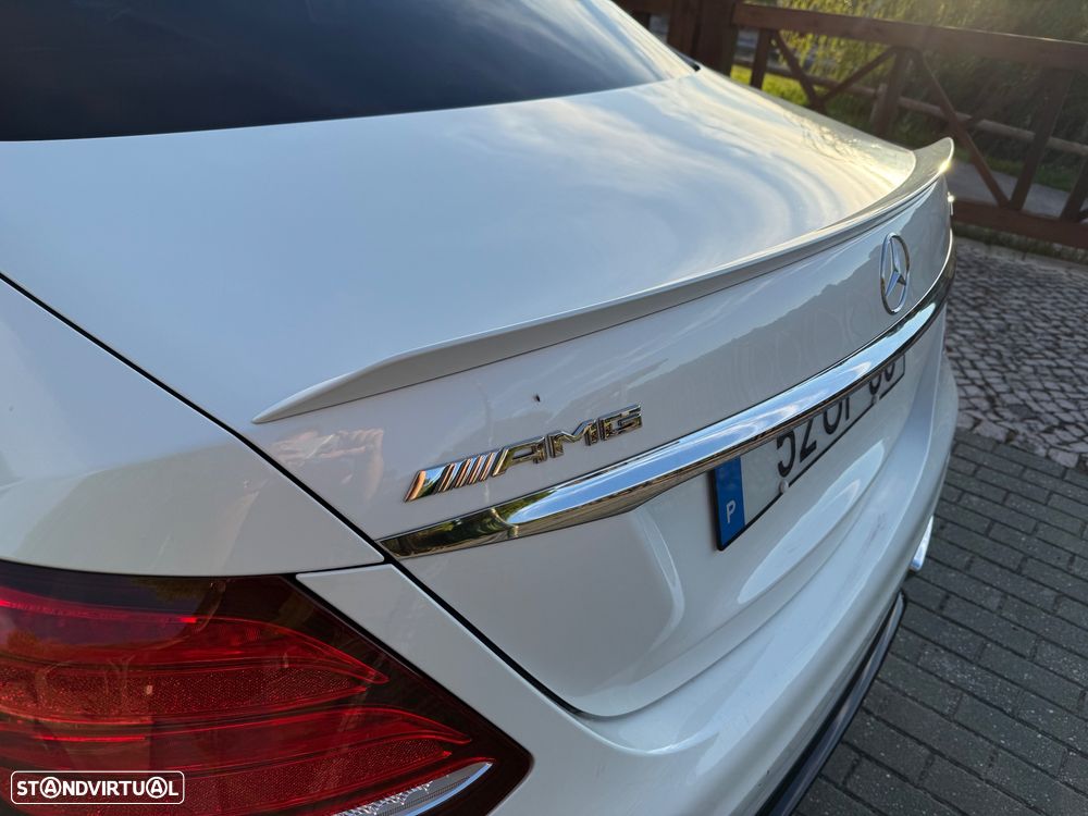 Mercedes-Benz E 63 AMG S 4-Matic+ - 7