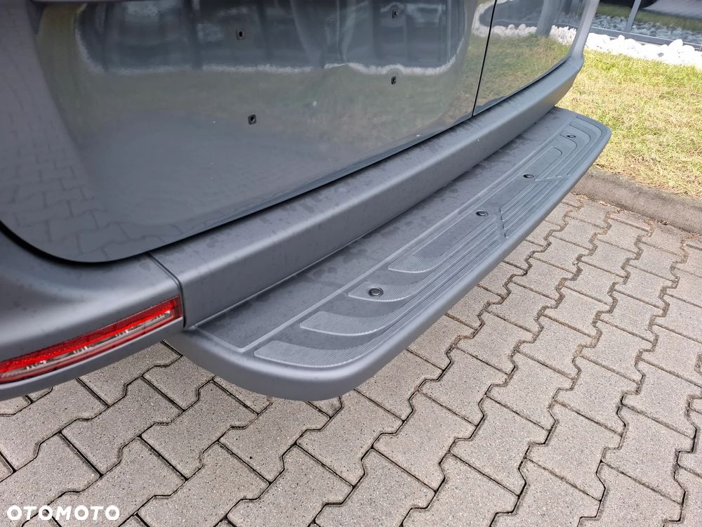 Mercedes-Benz Sprinter 319 CDI Furgon PRO długi 4325 mm L3H2 - 12