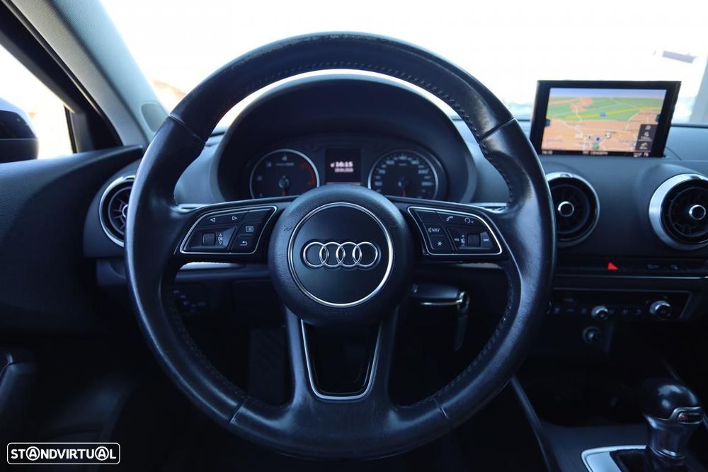 Audi A3 Sportback 1.6 TDI Sport S tronic — fotografia 12