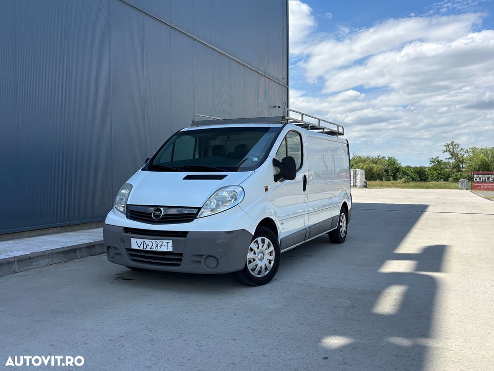 Opel Vivaro - 1