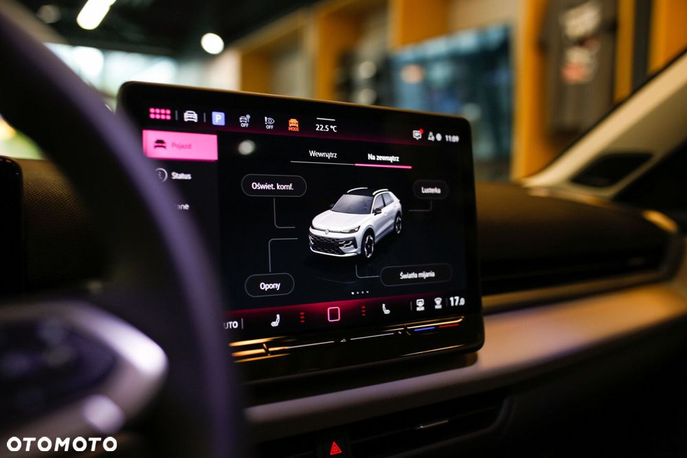 Volkswagen T-Roc - 24