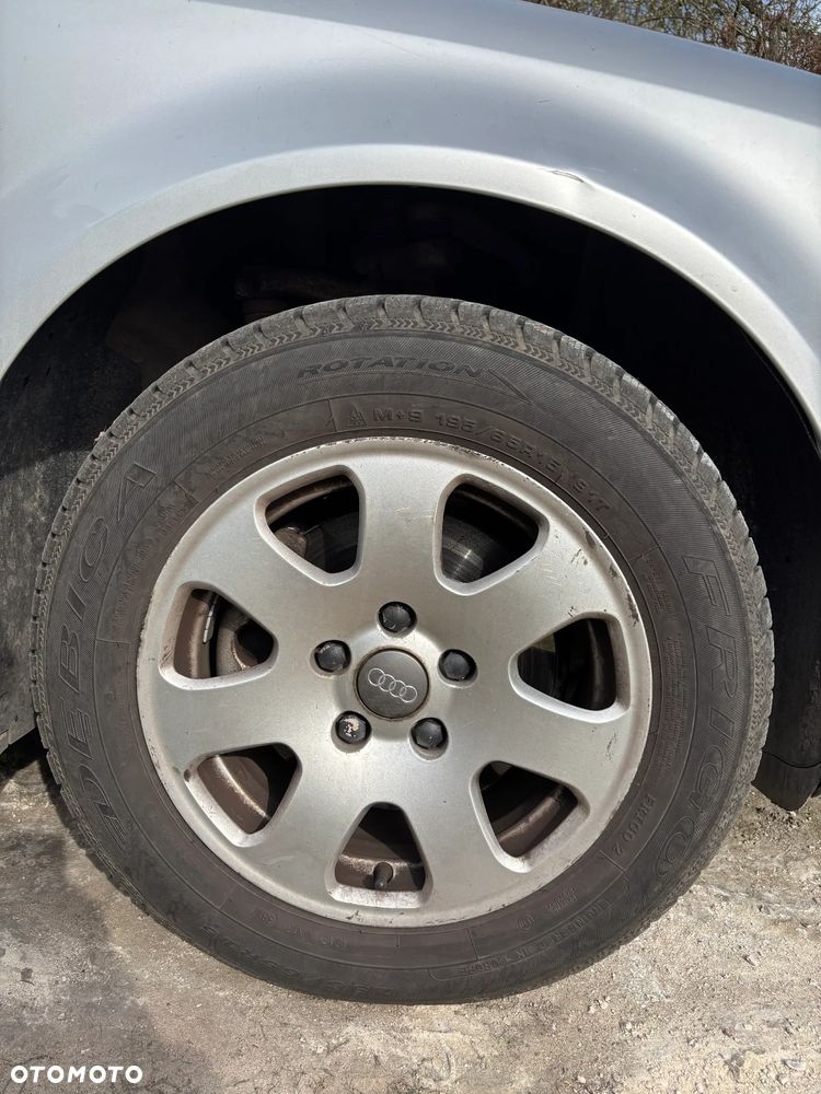 Audi A4 Limousine - 20