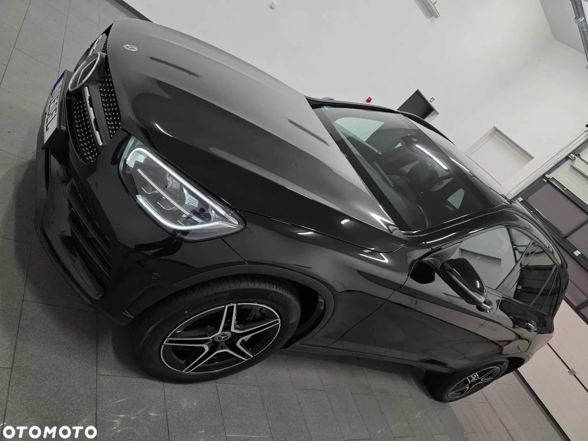 Mercedes-Benz GLC 300 d 4Matic 9G-TRONIC AMG Line Plus - 4
