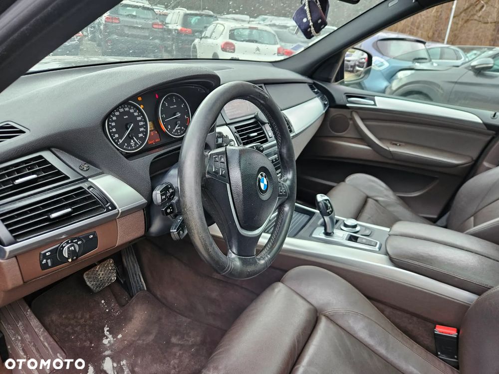 BMW X5 xDrive35d - 15