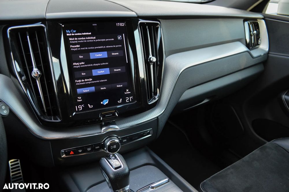 Volvo XC 60 D4 AWD Geartronic RDesign - 23