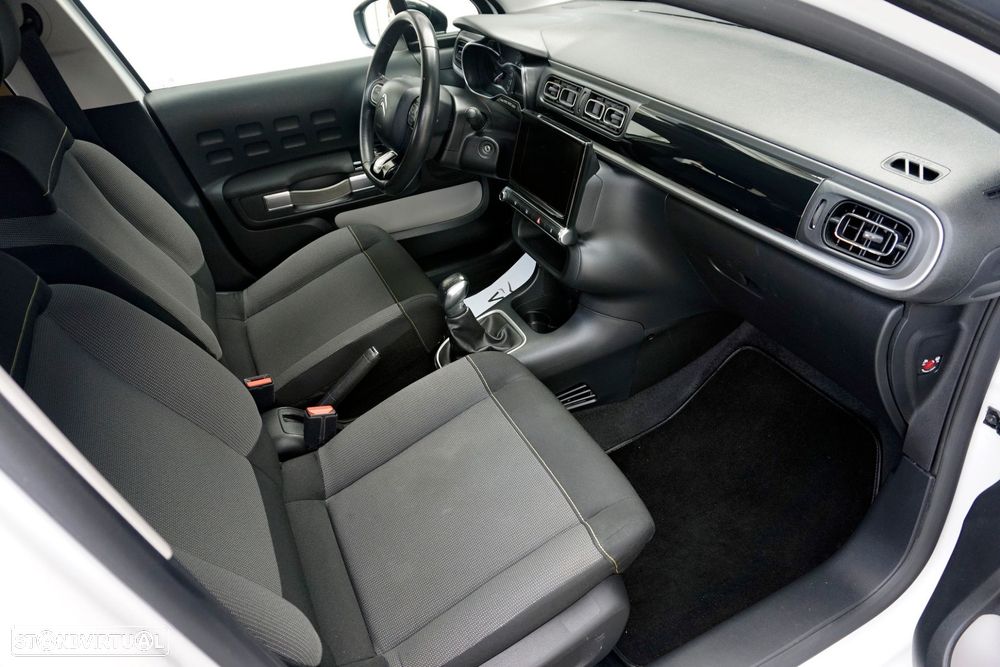 Citroën C3 1.2 PureTech Shine - 9