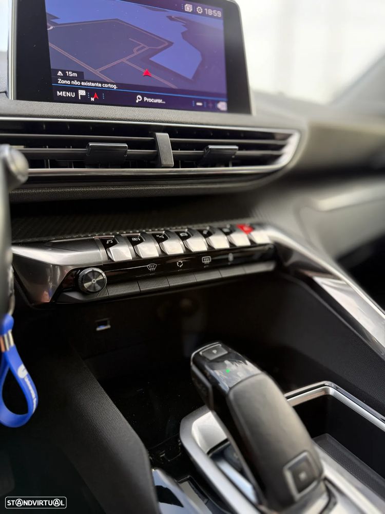 Peugeot 5008 1.5 BlueHDi Allure EAT8 - 12