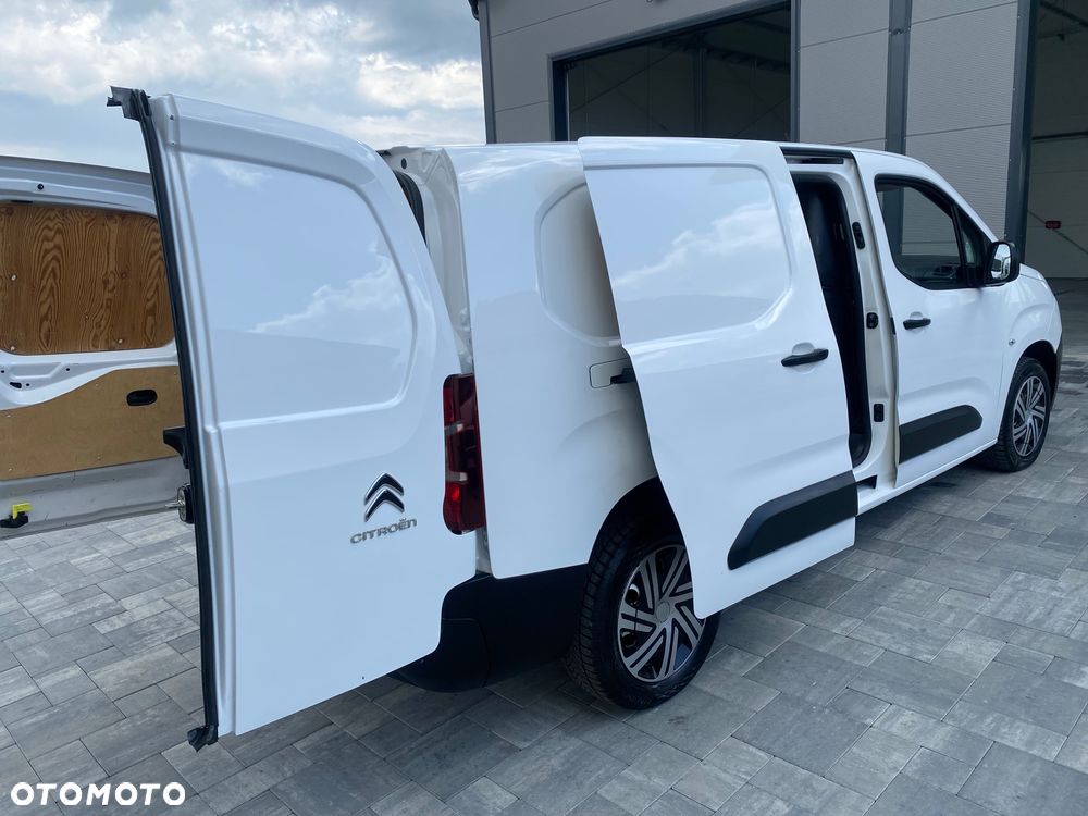 Citroën BERLINGO 1.6 HDI, MAX długi, 3-osobowy, klimatyzacja, zakupiony w salonie w Rzeszowie - 29