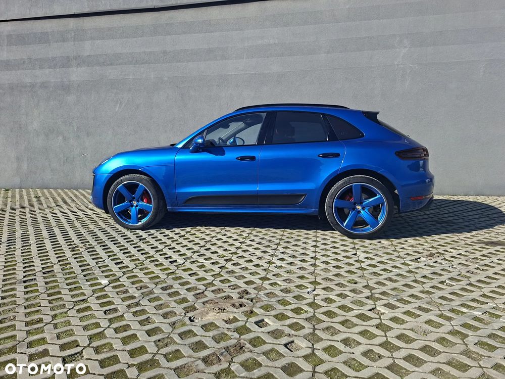 Porsche Macan GTS - 2