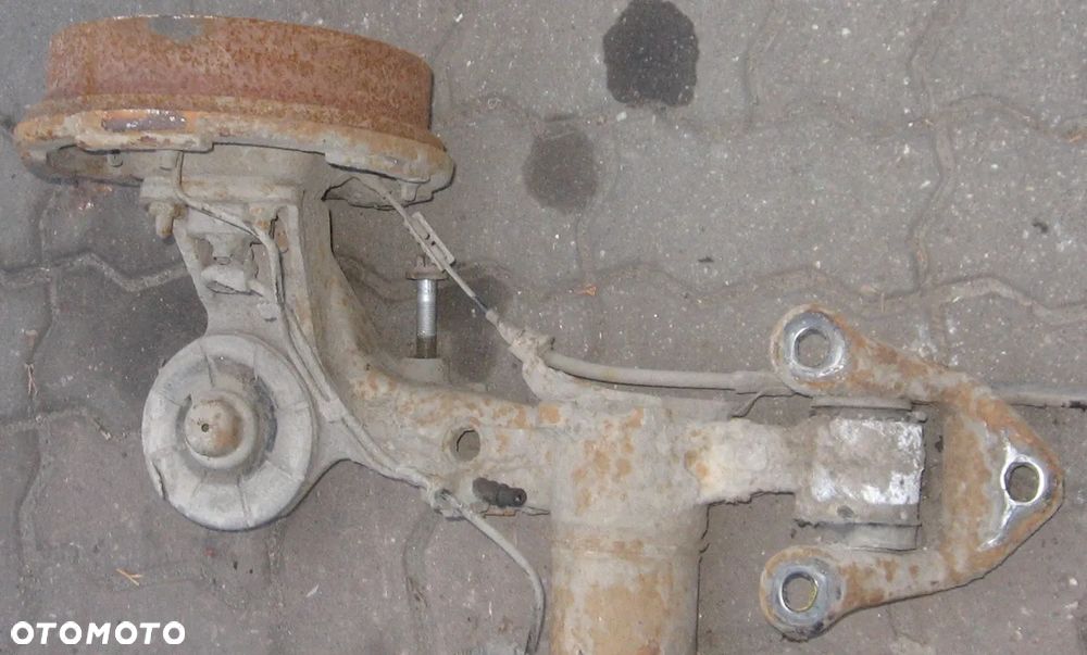 tylna belka zawieszenie OPEL COMBO C 4 śruby - 2