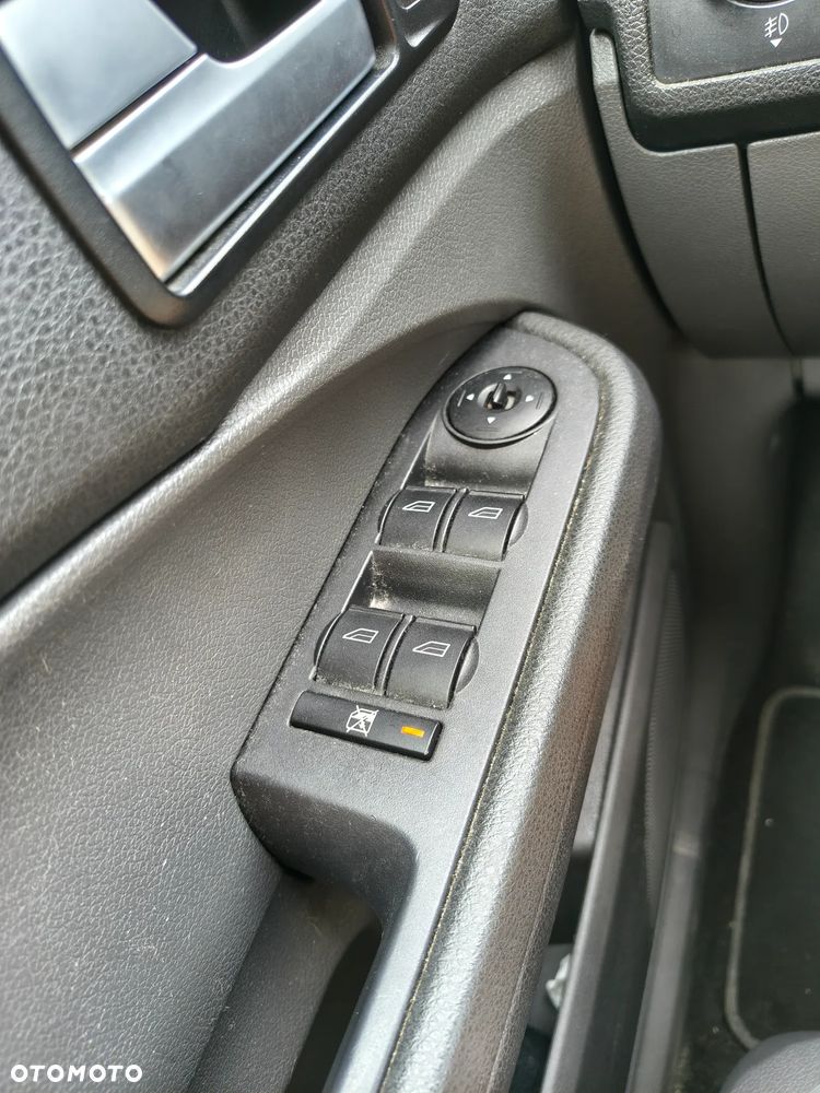 Ford Focus C-Max 1.8 Ambiente - 11