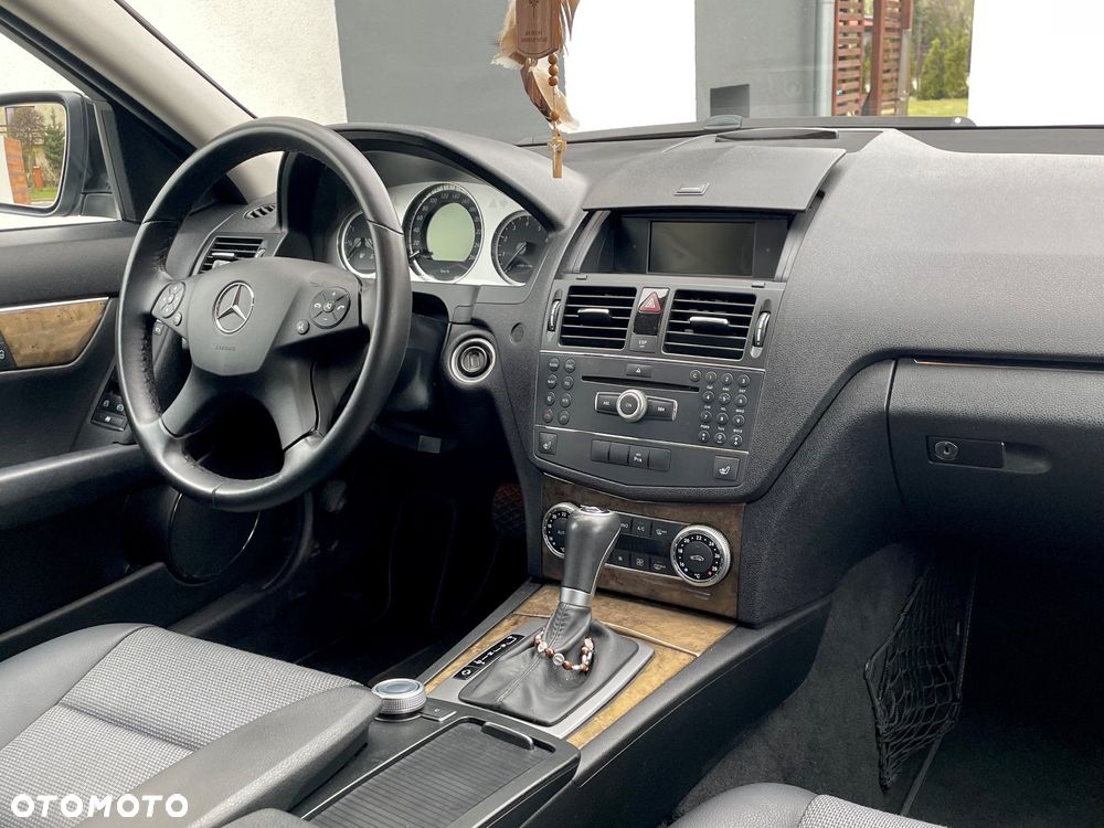 Mercedes-Benz Klasa C 200 Kompressor Automatik Avantgarde - 30