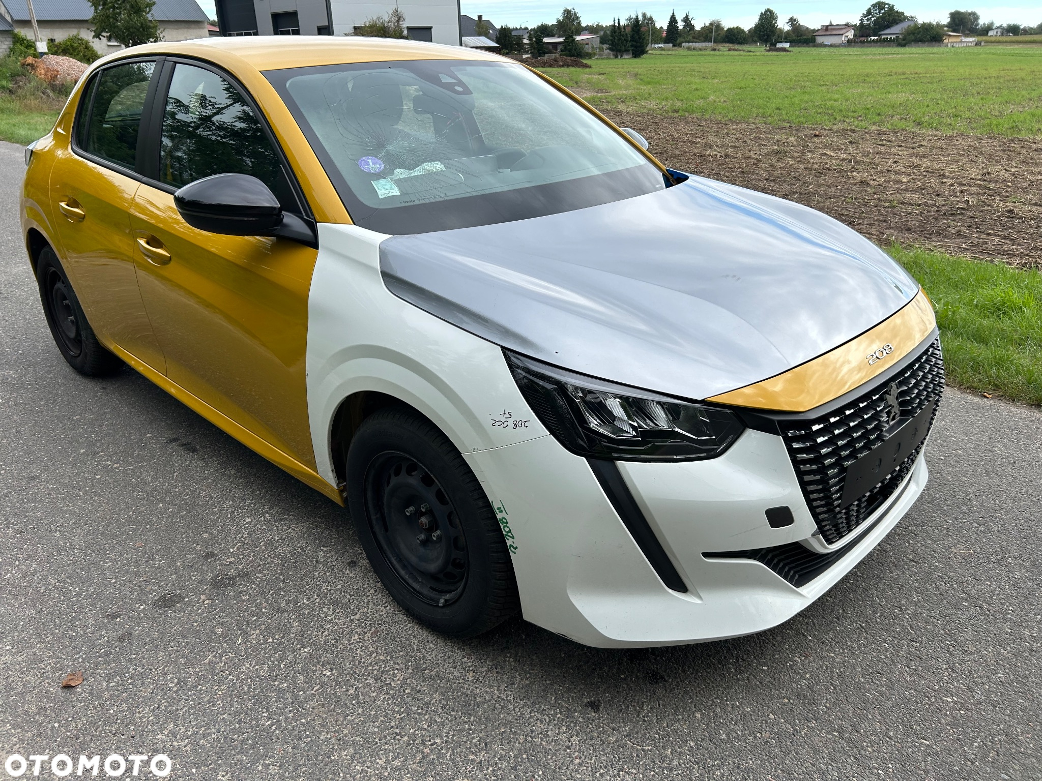 Peugeot 208 - 3