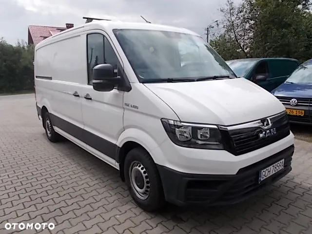 Volkswagen CRAFTER 3,180 TGE - 6