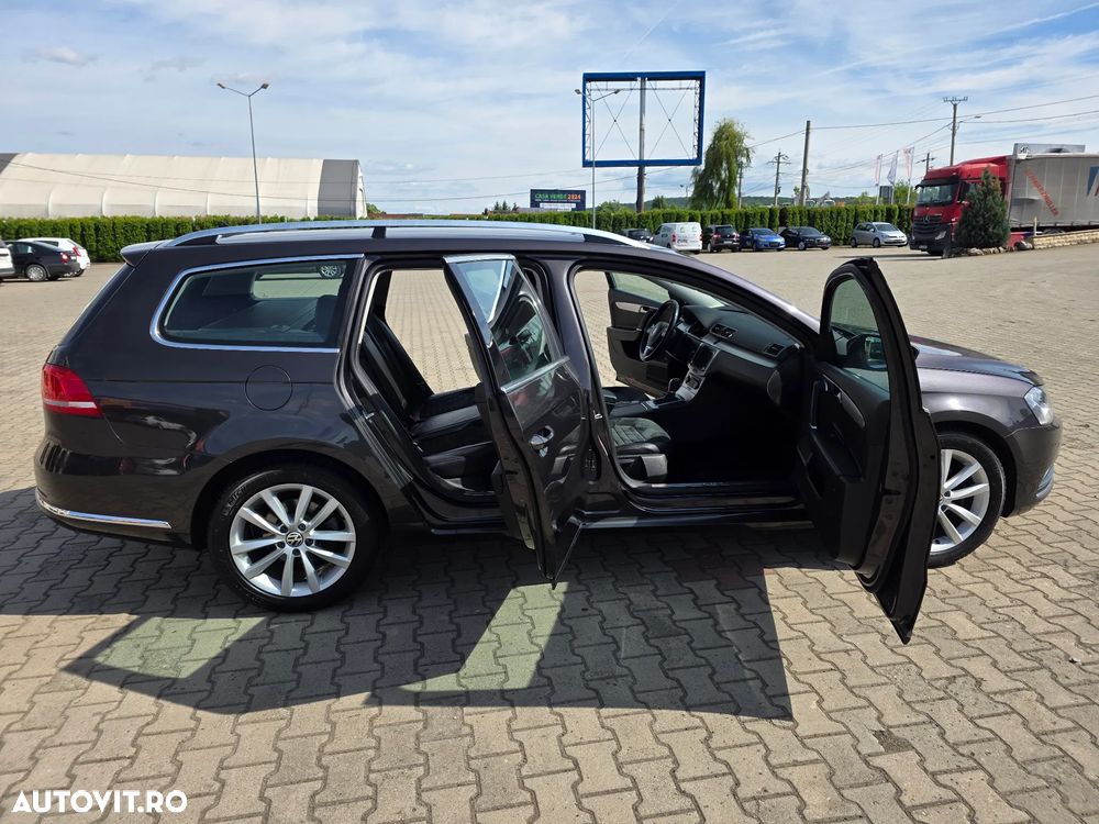Volkswagen Passat Variant 2.0 TDI Blue TDI DSG Highline - 14
