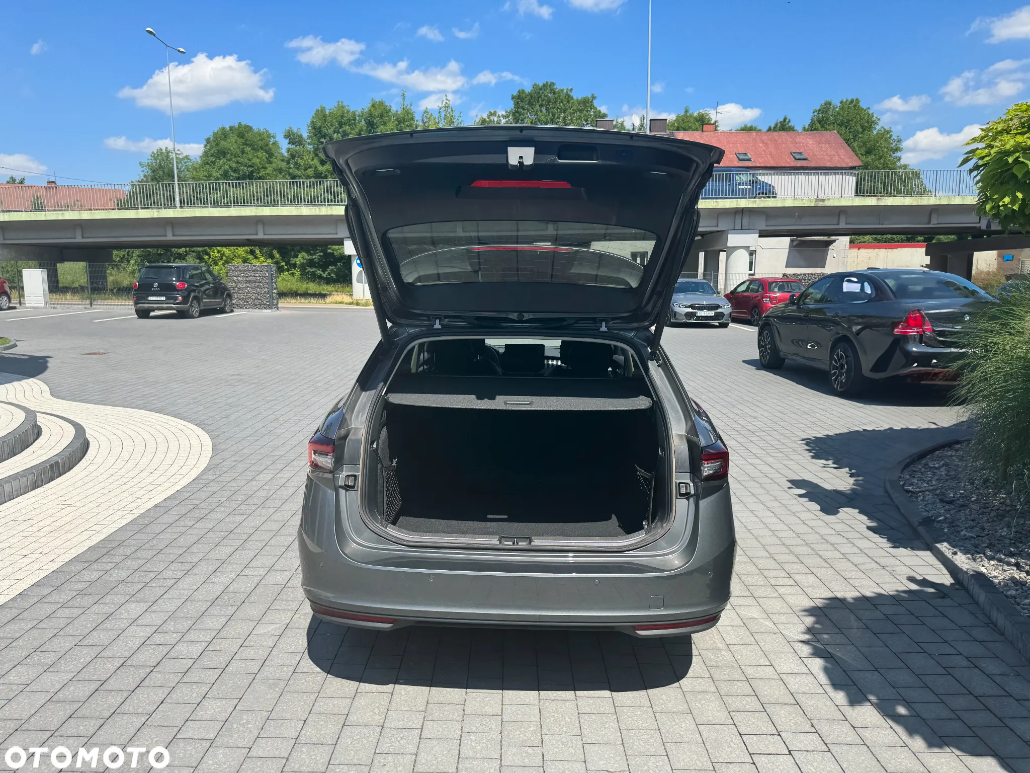 Skoda Superb 2.0 TDI SCR 4x4 Selection DSG - 25