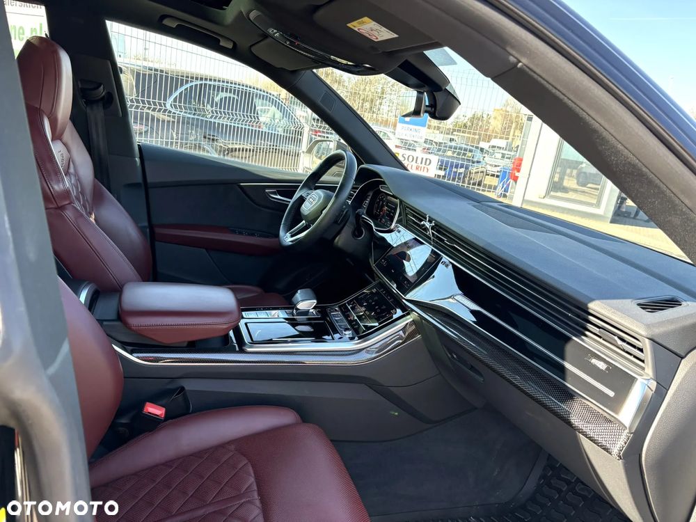 Audi SQ8 - 29