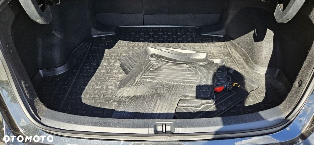 Toyota Corolla 1.8 Hybrid GPF Comfort - 29
