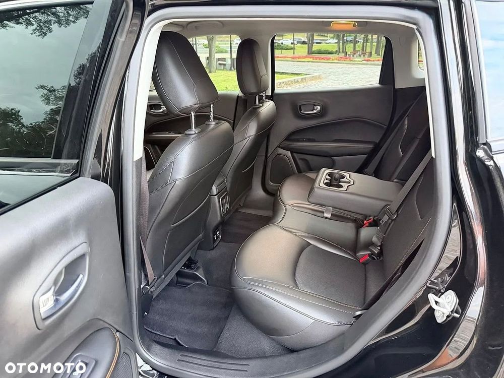 Jeep Compass 2.4I 4x4 CVT Limited - 32