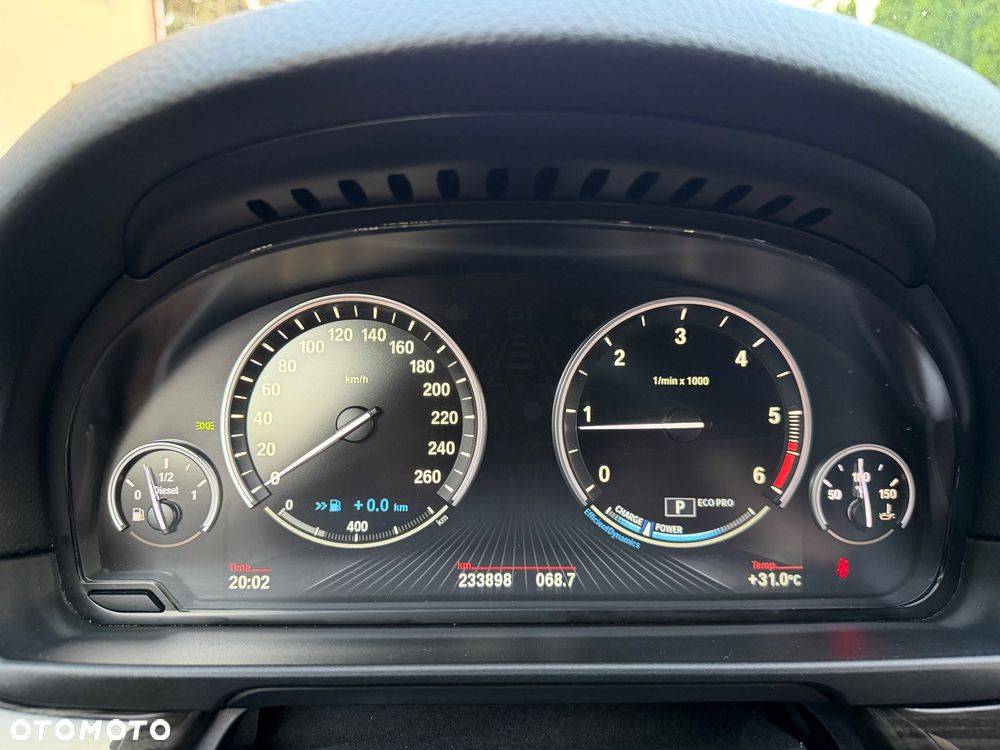 BMW Seria 5 520d Luxury Line - 27