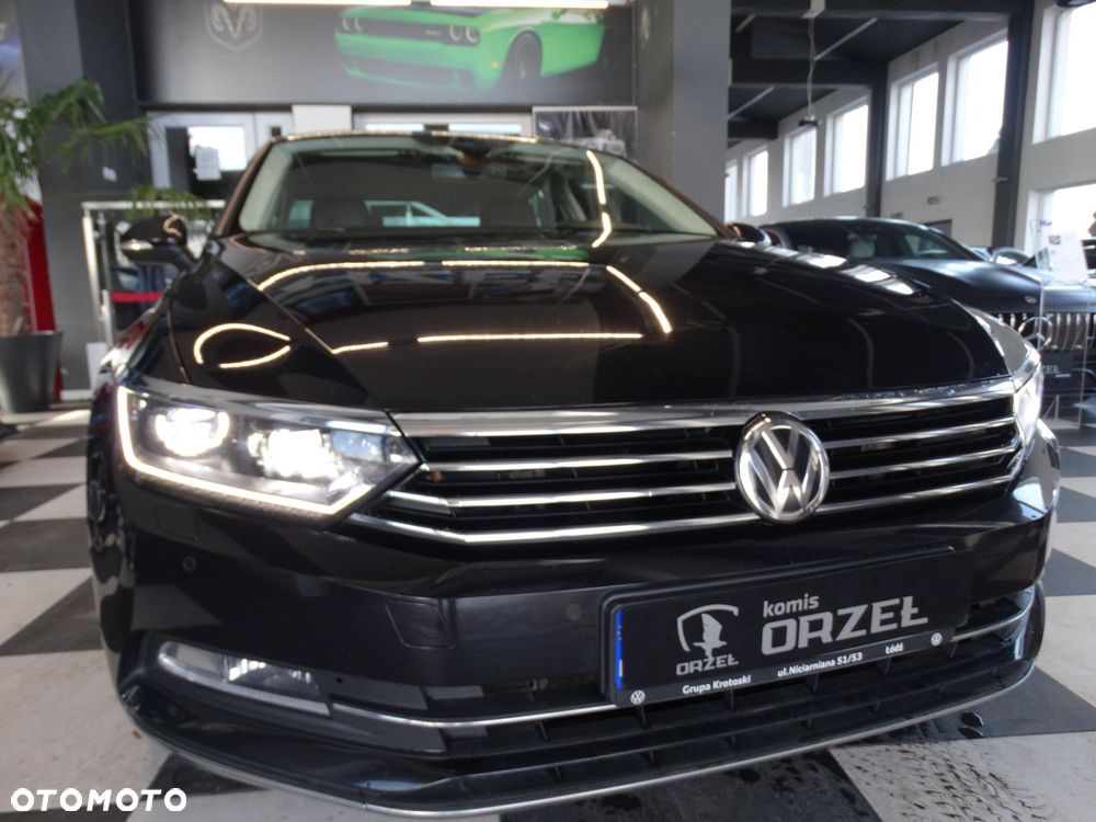 Volkswagen Passat - 28