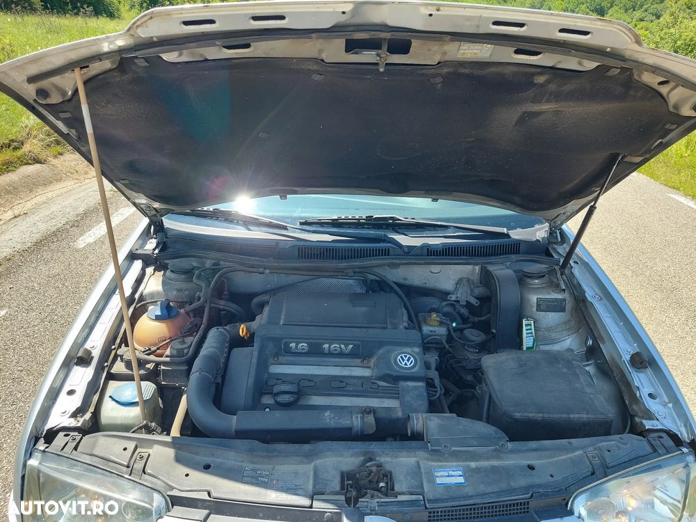 Volkswagen Bora 1.6 - 7