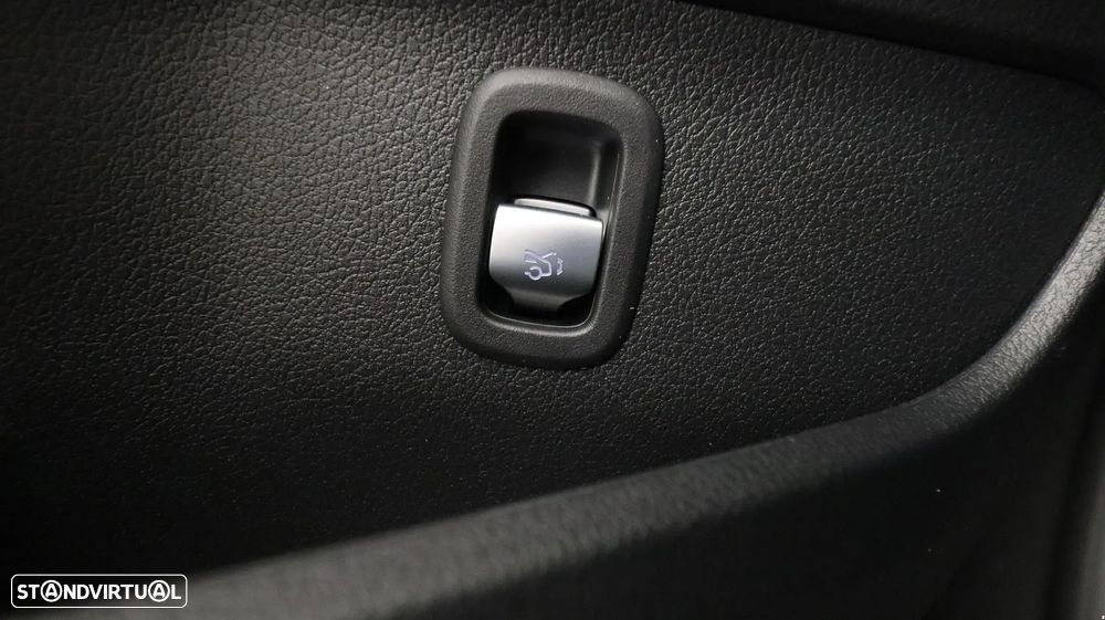 Mercedes-Benz C 220 d Avantgarde - 25