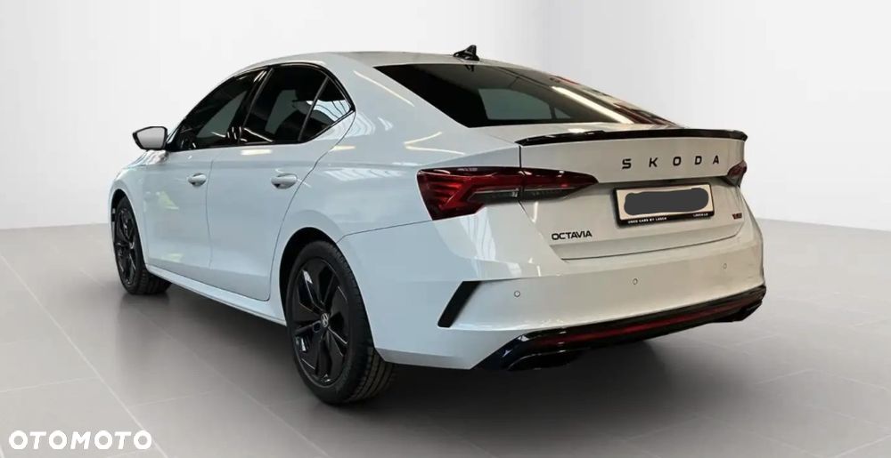 Skoda Octavia - 8