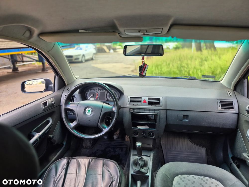 Skoda Fabia 1.2 HTP Active - 6