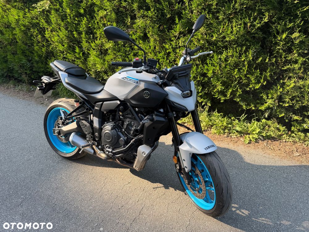 Yamaha MT - 5