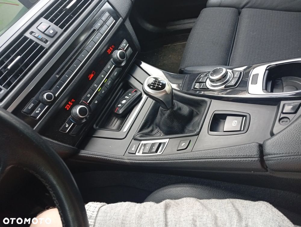 BMW Seria 5 520d - 8